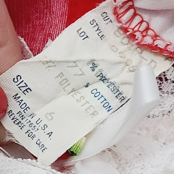 Vintage Evy of California Red Velvet Lace Collar Girls Christmas Formal Dress - Picture 5 of 9